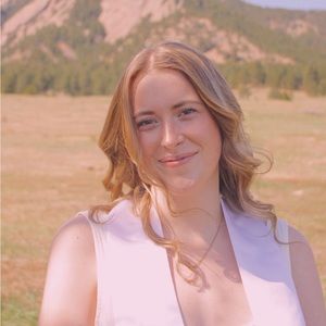 Meet your Posher, Maddie